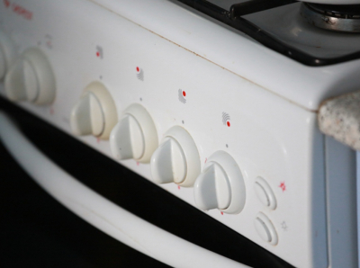 Двое детей отравились в Казани газом в квартире по улице Карла Маркса