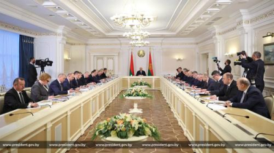 Президент Лукашенко: для развития Витебской области нужен антикризисный план