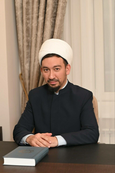 Илнур хәзрәт Вафин: &laquo;Бәраәт кичәсендә Аллаһның рәхмәте тарала, догалар кабул була&raquo;