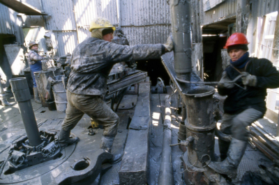 Стало известно, сократит ли Россия добычу нефти на фоне ситуации в Иране