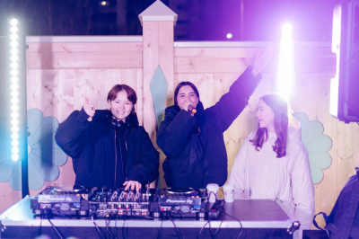 &laquo;За пультом &mdash; подростки&raquo;: в Казани прошла первая дворовая дискотека &laquo;БиЮ&raquo;