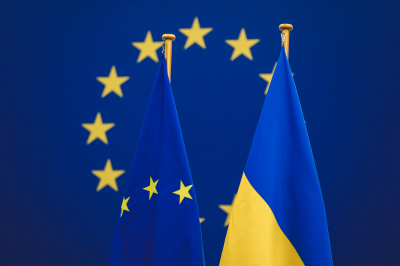 Песков назвал ЕС участником войны с Россией на стороне Украины
