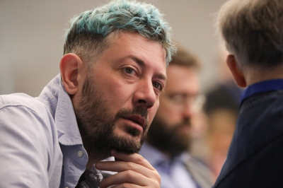 &laquo;Какой-то сарай&raquo;: Лебедев оценил снесенный дом Задорнова в Латвии