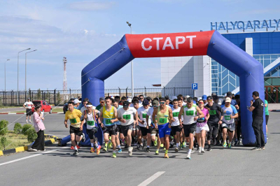Госслужащие пробежали антикоррупционный марафон в Семее
