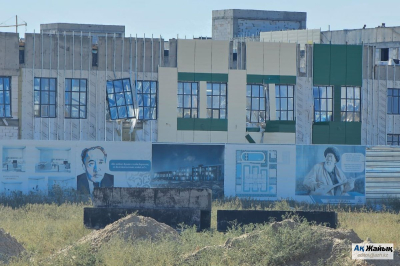 Школу с рухнувшей крышей в Кульсары строят люди без опыта?