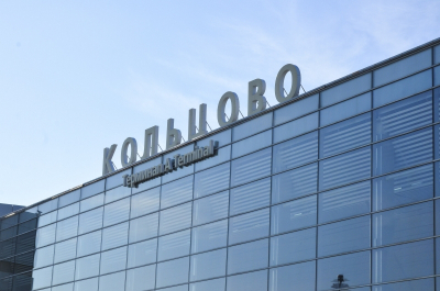 Кольцово готовится принять еще два самолета из Дубая с российскими туристами