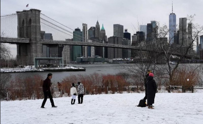 Мэр Нью-Йорка ввел режим ЧС из-за снежной бури