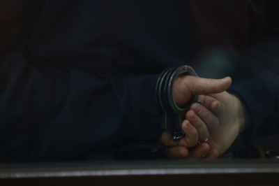 Жительницу Казани, убившую знакомого ударом ножа в голову, осудят