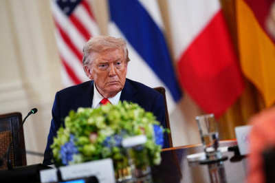 Трамп счел ядерную программу Ирана важнее финансовых трудностей американцев