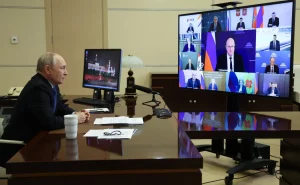Путин призвал подробнее объяснять, чем цифровой рубль отличается от безналичных денег