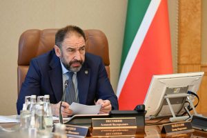 Песошин: профсоюзы Татарстана более ста лет защищают трудовые права работников