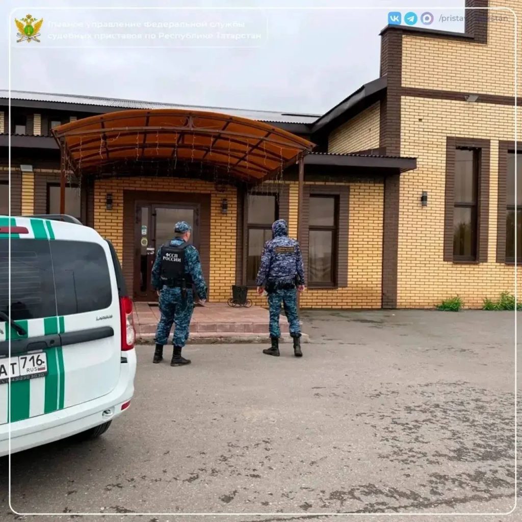 Ни документов, ни медосмотра у работников: в Альметьевске за нарушения закрыли кафе