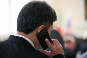 В любой непонятной ситуации звонить на 900: Сбер первым запустил ИИ-помощника на горячей линии