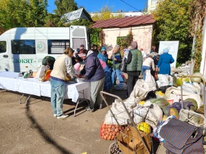 Садака из личных огородов мусульман Татарстана: в Казани раздали овощи нуждающимся людям