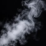 Психиатр-нарколог рассказал, что оседает в легких при курении вэйпов