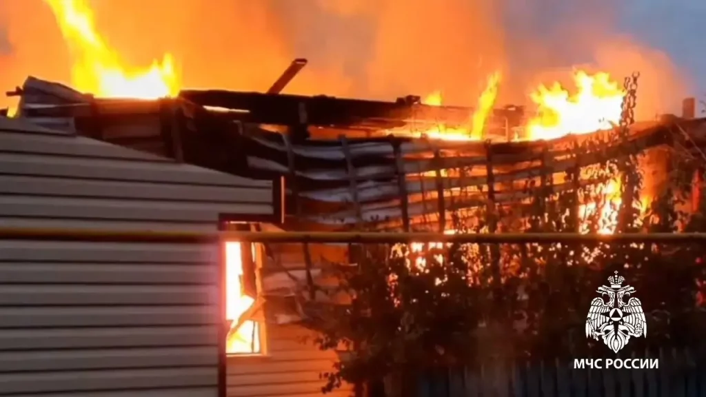 В Татарстане мужчина сгорел заживо в своем доме — видео с места