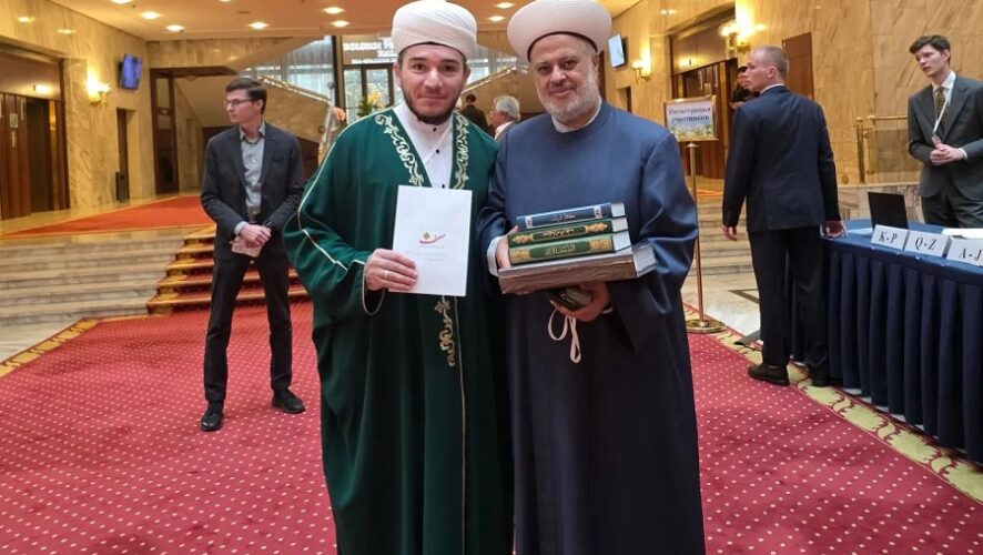 Редчайшие экземпляры Корана в мире: ДУМ РТ передало казанские священные книги в коллекцию Ливана