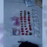 Более 110 граммов: в Казани задержали пару наркокурьеров с 36 свертками мефедрона
