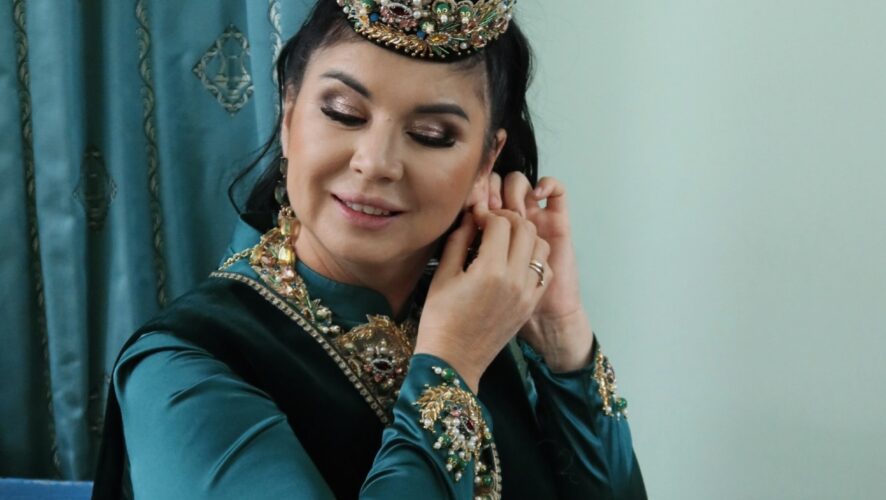 «Зал ахнул»: Замира Ражапова рассказала о падении во время выступления