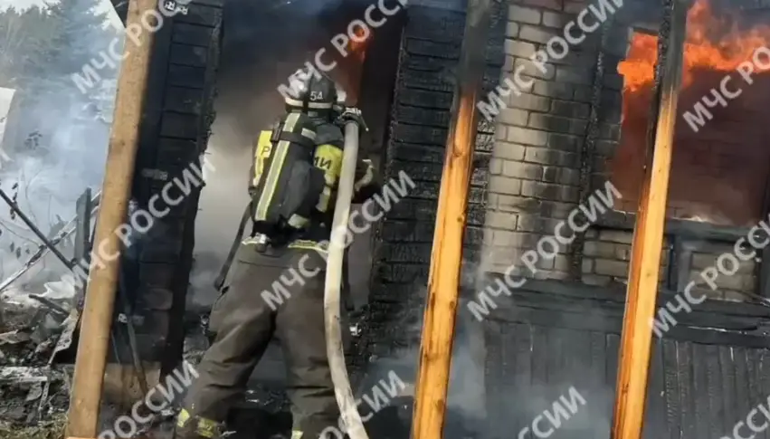 На пожаре в садовом доме в Тукаевском районе пострадала хозяйка участка