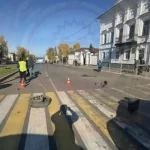 Вылетел на красный и убил пассажира: страшные фото с места смертельного ДТП в Чистополе
