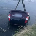 Вылетели с моста: машина с пропавшими рыбаками неделю пролежала на дне реки