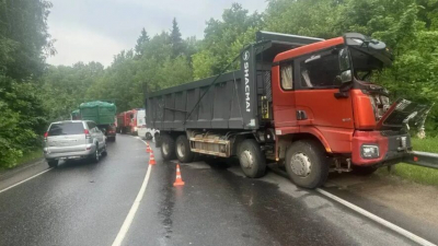 В ДТП с грузовиком и маршруткой пострадали 12 человек и один погиб 13/06/2026 – Новости