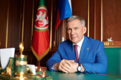 Рустам Минниханов поздравил татарстанцев с Сабантуем