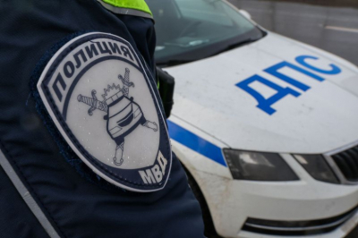 Момент наезда на толпу пешеходов в Екатеринбурге попал на видео