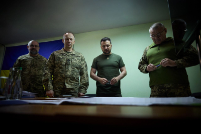 Зеленский: Не оставлю Донбасс и 200 000 украинцев, которые там живут